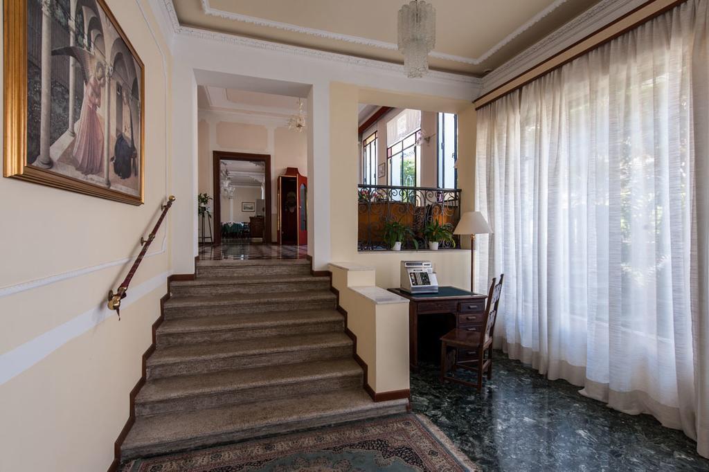 Hotel Byron Lido di Venezia Bagian luar foto